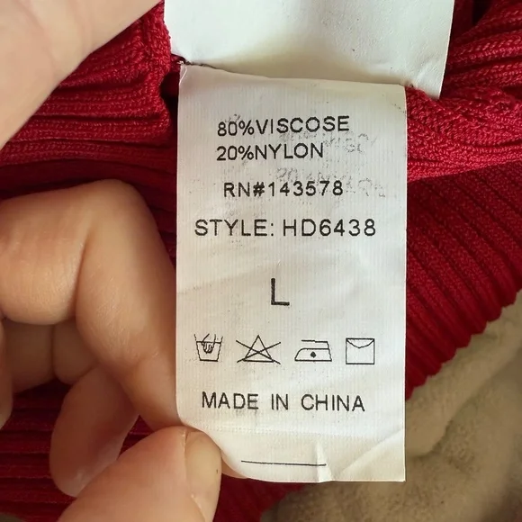 NWT! Simons | Size L | Red Ribbed Stretch Dress - Picture 6 of 8
